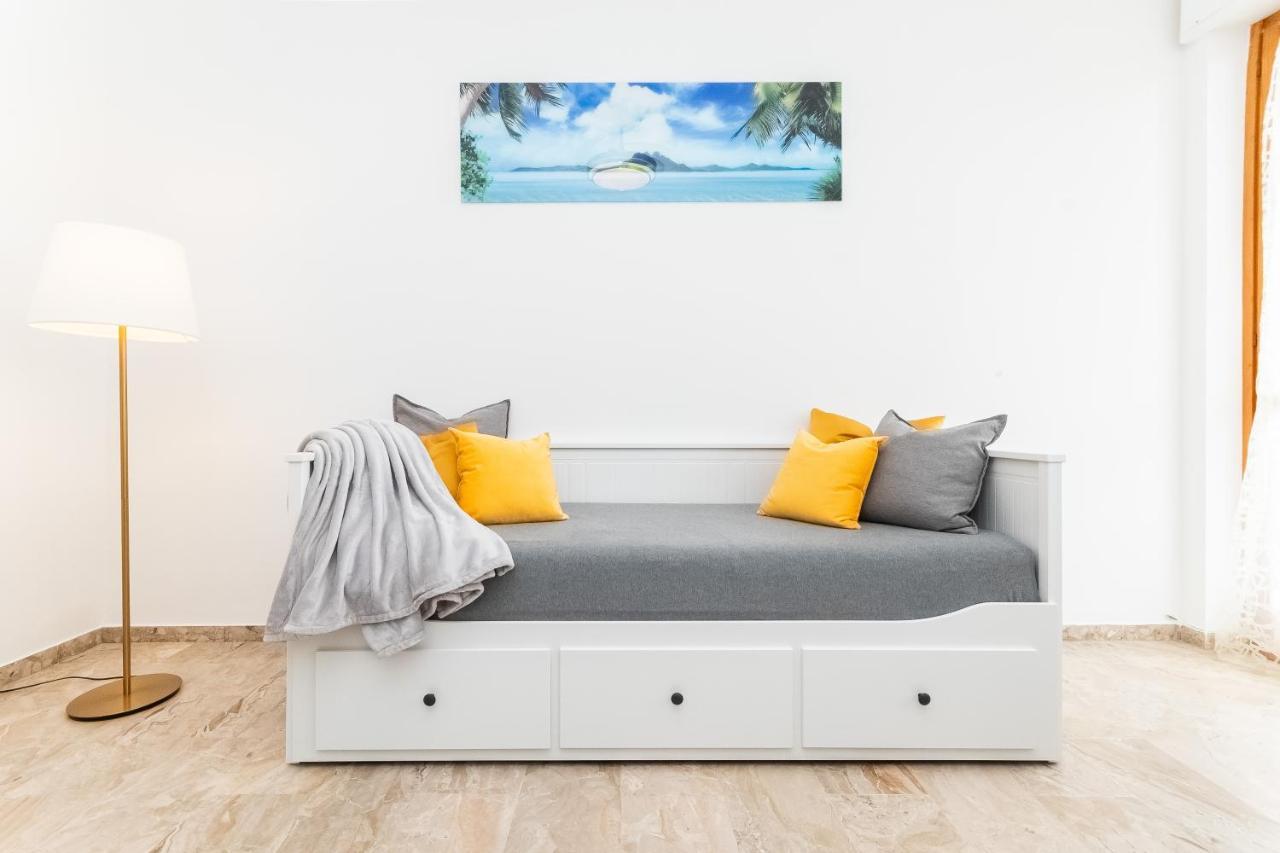 Vista Mare & 300Mt Da Spiaggia Con Freeparking E Ac Laigueglia Buitenkant foto