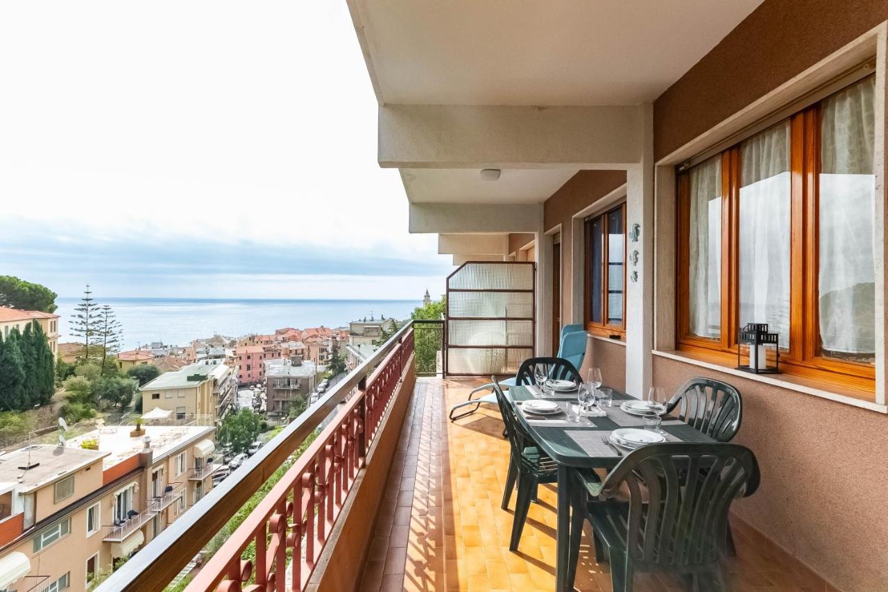 Vista Mare & 300Mt Da Spiaggia Con Freeparking E Ac Laigueglia Buitenkant foto